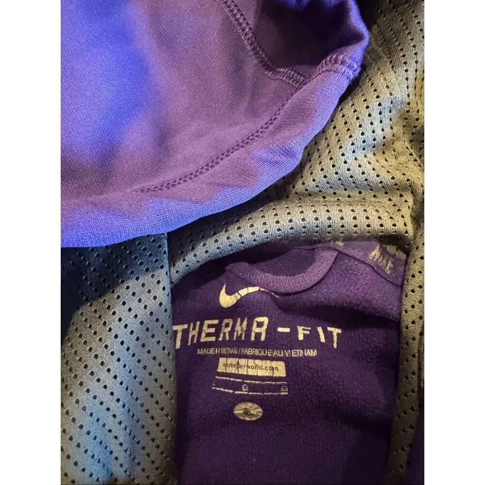 Nike Therma Fit Hoodie Mens Large Purple Pullover Swoosh Athletic Training Sweat
